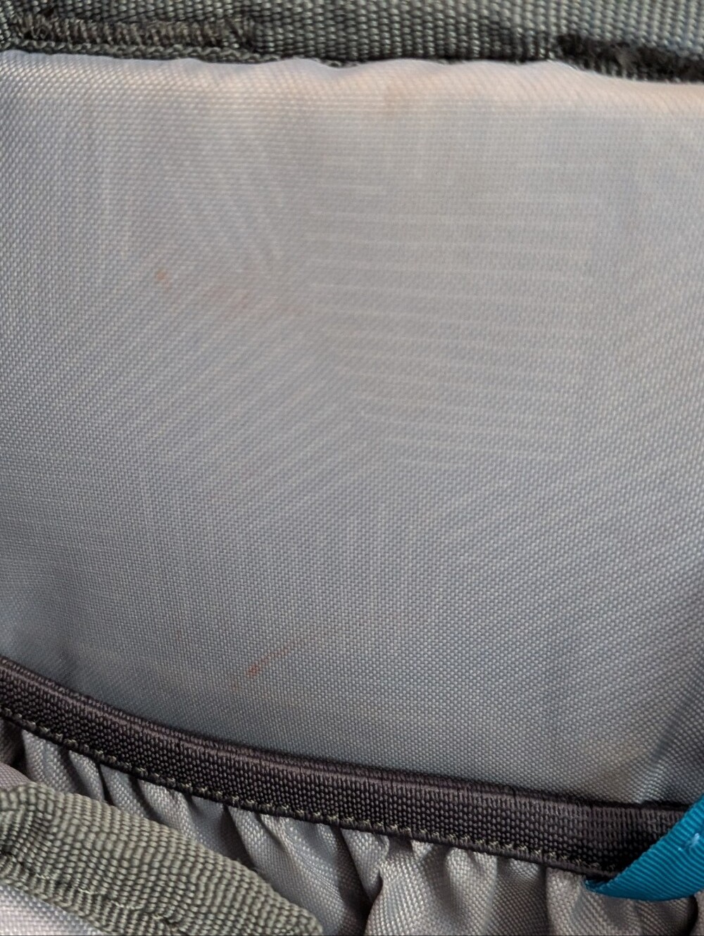 REI Ruckpack 18L - Picture 4 of 7
